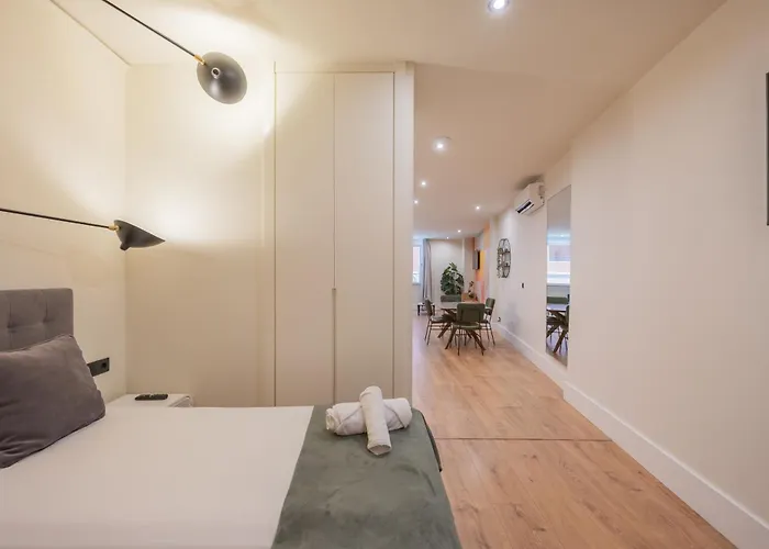 Riverside By Staynn * Bilbao