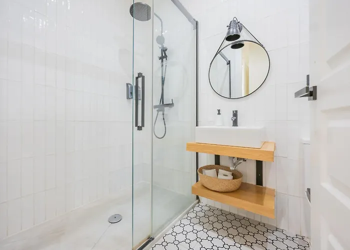 Riverside By Staynn * 毕尔巴鄂